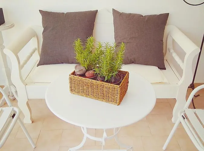 Hotel Dioni Kamari (Santorini)