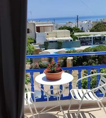 Dioni Kamari (Santorini)