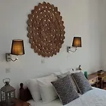Dioni Hotel *
